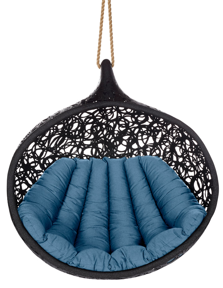 resort-style backyard
luxury outdoor furniture
high-end patio design
outdoor living inspiration